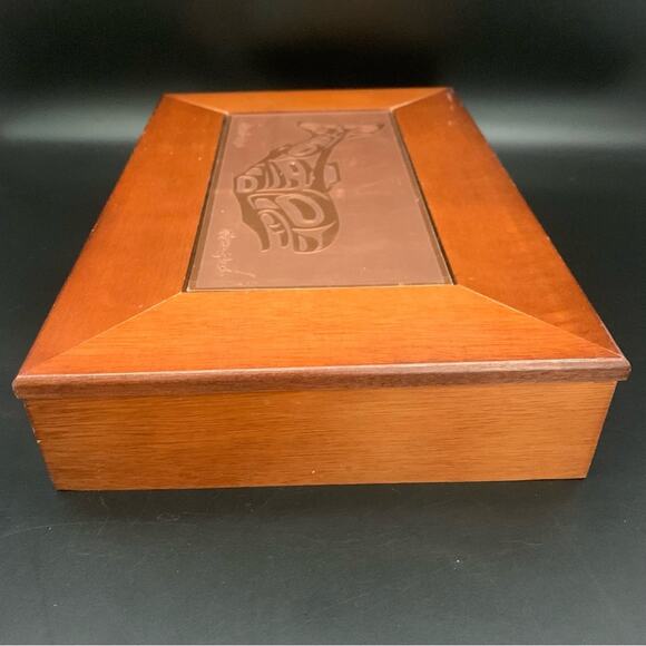 Vintage Roxana Leask Copper 11.5” Keepsake Whale Box Alaskan Art - Picture 11 of 15